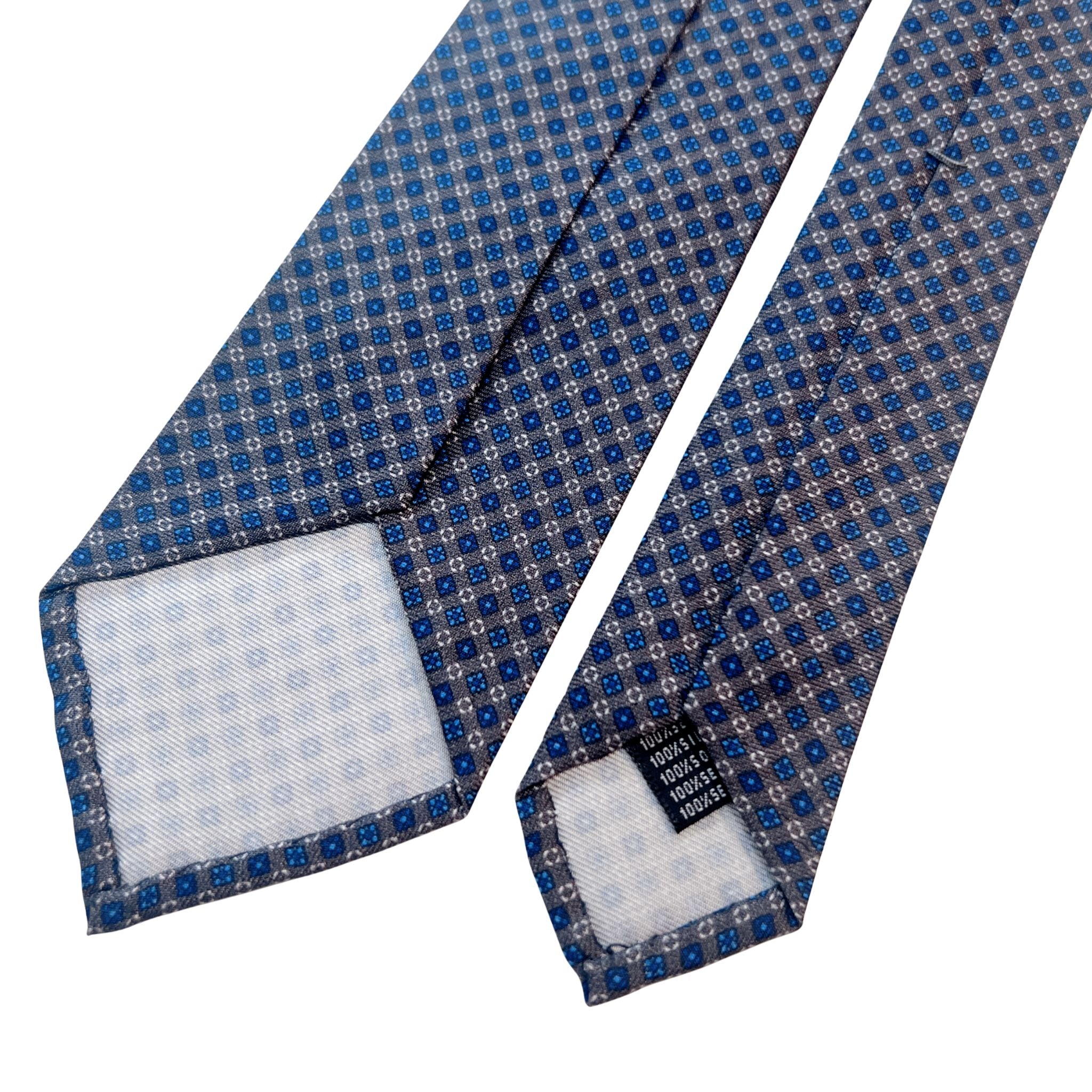 セッテピエゲ  小紋タイ グレー209